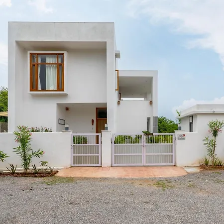 Saffronstays Villa Bougain - 2Br Hill-View Villa With Plunge Pool, Veg Bbq, Birdwatching & Serene Garden Sit-Outs-3